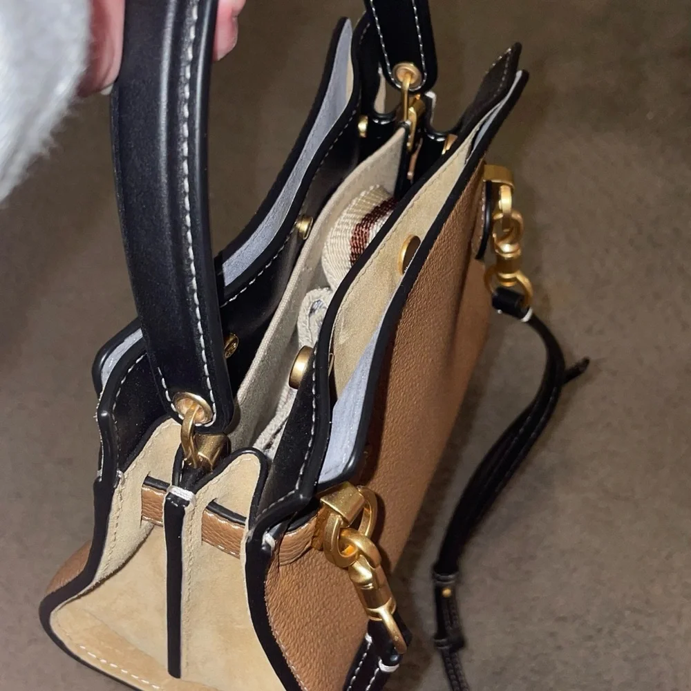 BRAND NEW TORY BURCH BAG - Picture 7 of 13